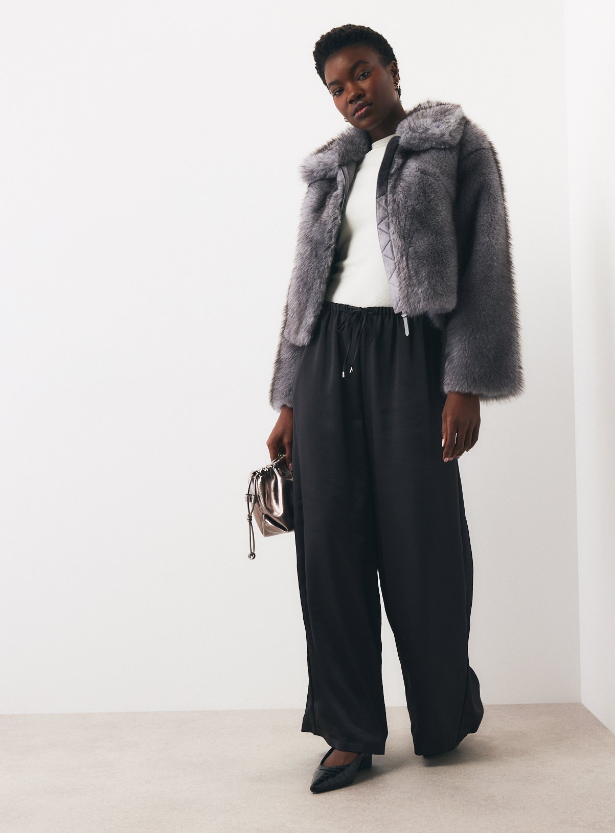 Light Blue Bonded Faux Fur Zip Through Jacket S - Image 3 thumbnail
